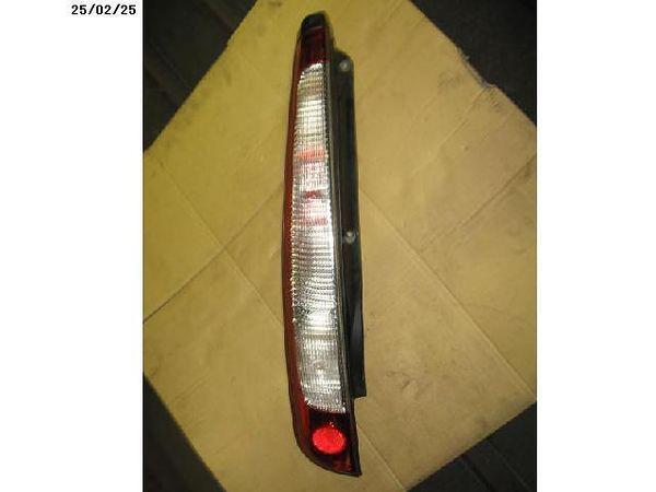 Daihatsu move 2000 rear left combination lamp [0115600]