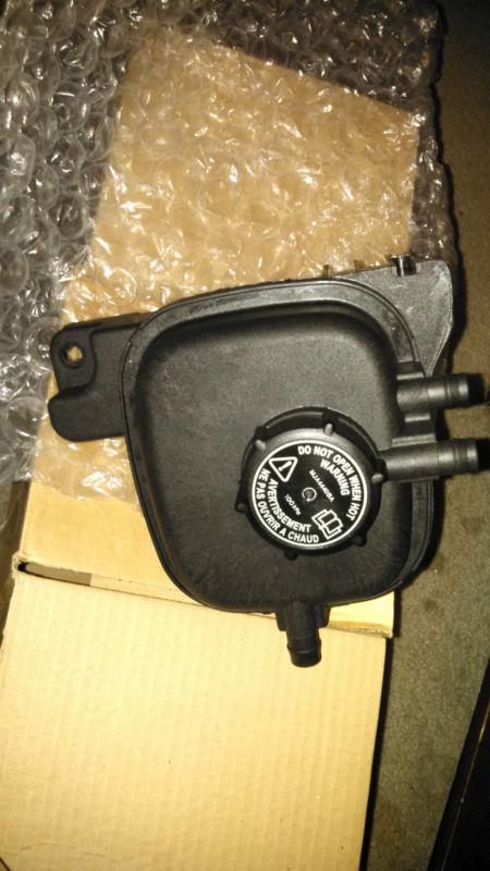 Jaguar expansion tank (xj8 xjr) - genuine jaguar mnc4400ac