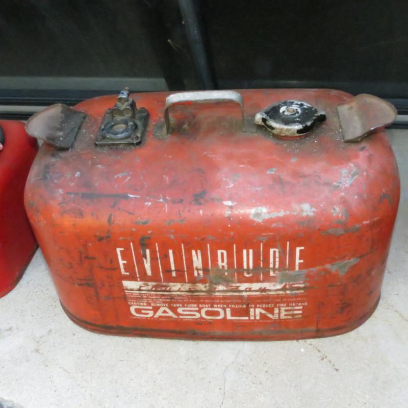 Vintage  evinrude metal gas tank can outboard boat motor 6  gallon can