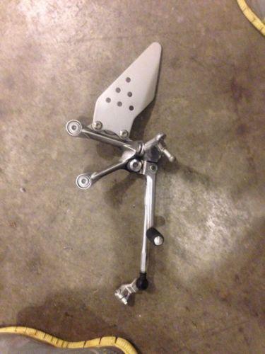 05 06 zx zx636 636 zx6r left driver drivers rearset shifter bracket nice oem