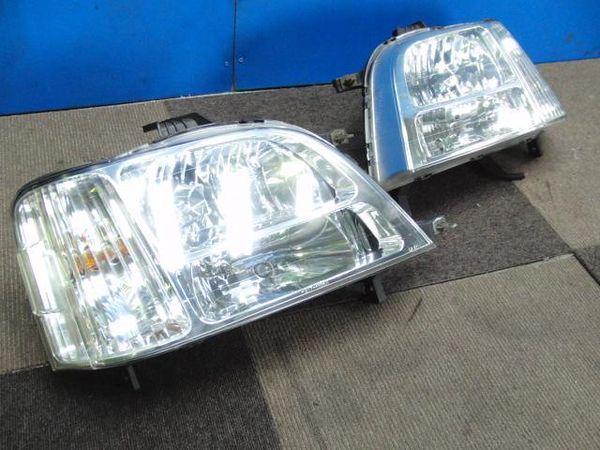 Honda stepwgn 1996 right head light assembled [8910800]