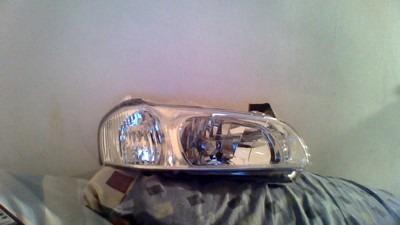 Brand new 1999-2001 nissan maxima right headlight