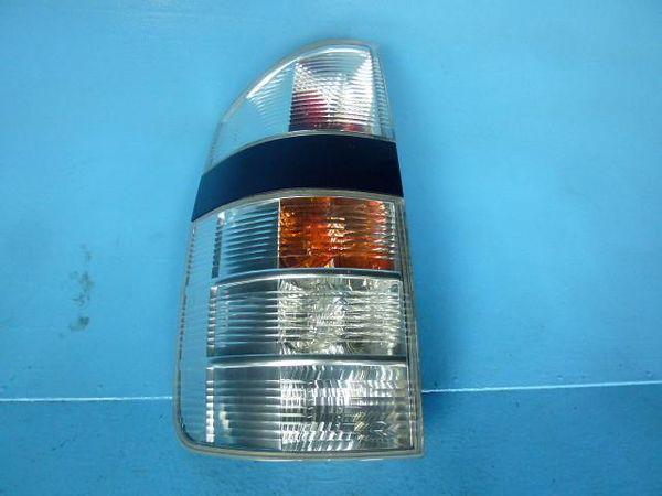 Toyota voxy 2001 rear left combination lamp [9715600]