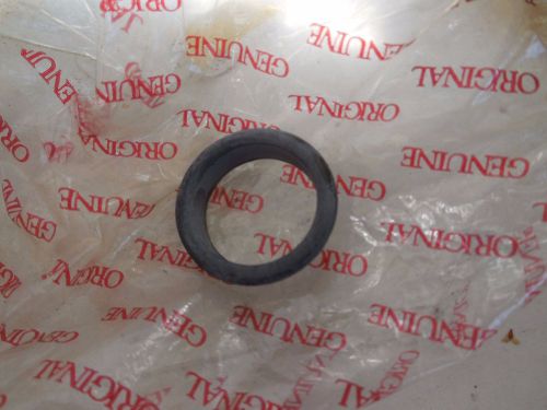 Porsche  924 / 944 inner thermostat seal in water pump   95110615500  new  c#101