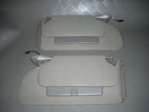 98-05 chevy s10 blazer jimmy bravada light gray lighted sun visor set