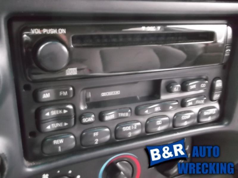 Radio/stereo for 99 00 ford explorer ~