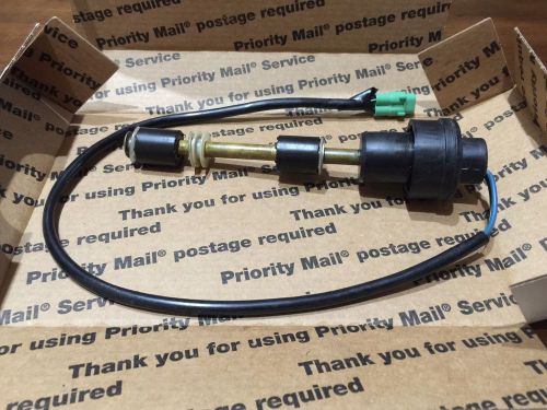 Kawasaki jet ski ultra 150 stx-r oil level sensor 1999-2005 p/n 27010-3765