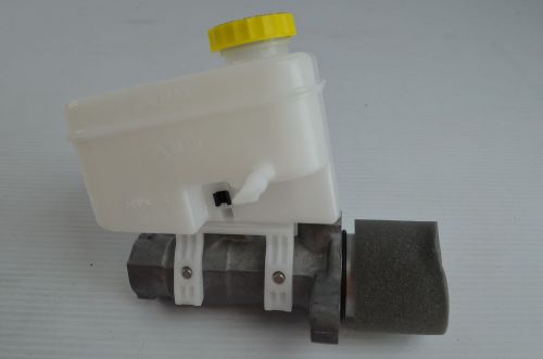 Brake master cylinder mopar 68004467ad