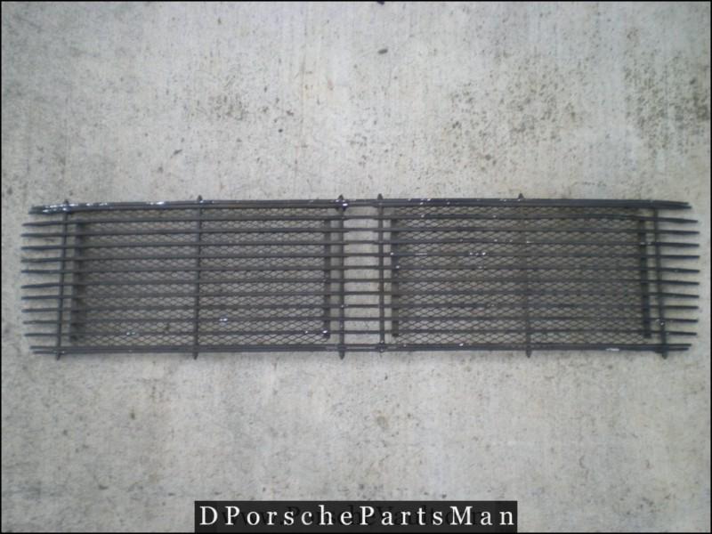 Porsche 911 rear engine / deck lid grille