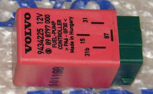 Oem volvo 850 c70 s70 s90 v70 v90 (fuel pump) relay #9434225