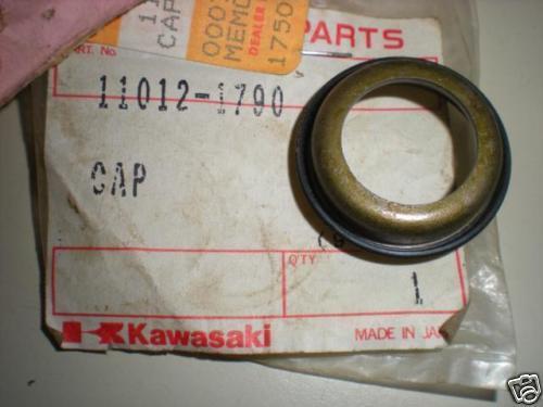 Nos kawasaki kx125 kx250 klx650 swing arm pivot cap 11012-1790