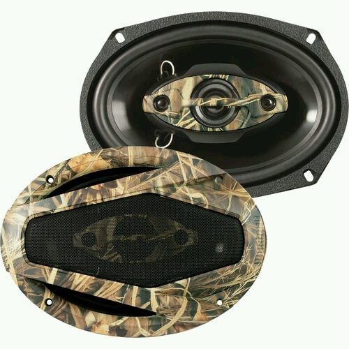 Real tree camo marine speakers new in box