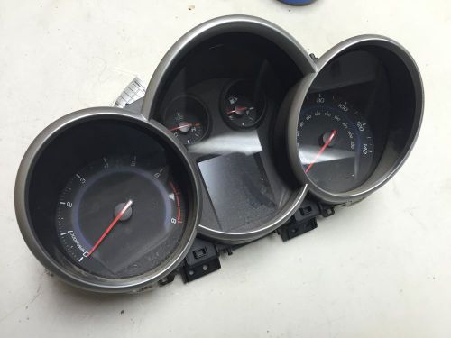 D7b12 12-14 chevrolet cruze 12k miles instrument cluster 811511914 95129376 oem