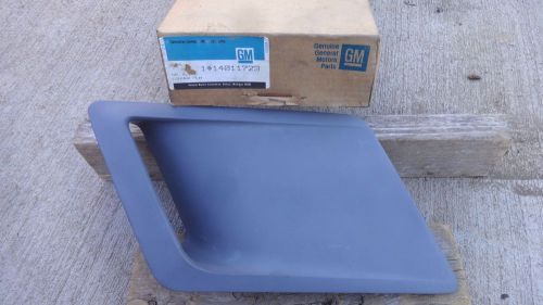 Nos 1980 1981 camaro z28 left front fender hot air vent original gm louver lt