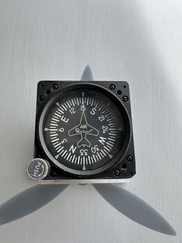 Beechcraft directional gyro - heading indicator