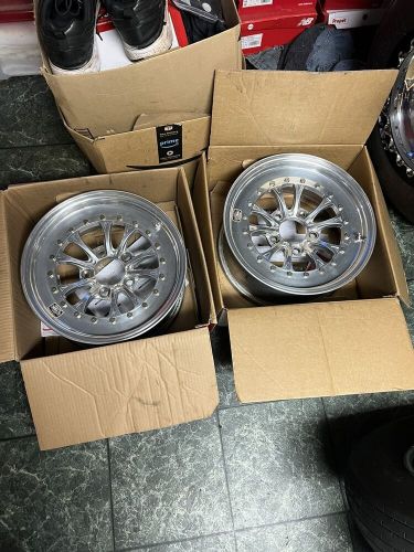 Weld v series wheels 15x7  4”bs 5-4.75 bp