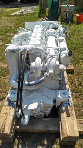 Cummins 6bta 5.9-m  ,  315 hp marine diesel engine w/ twin disc gear 2-1 ratio