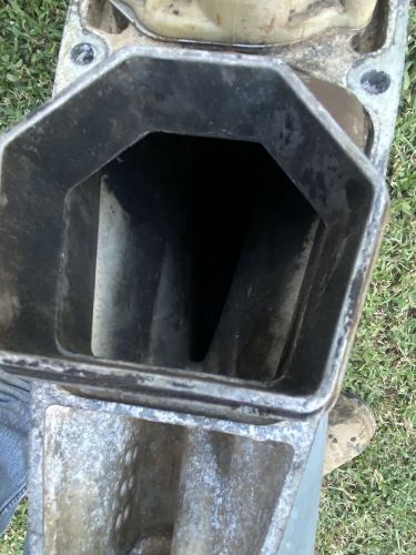 Evinrude johnson outboard lower unit gearcase 140 hp 1978 (l36)