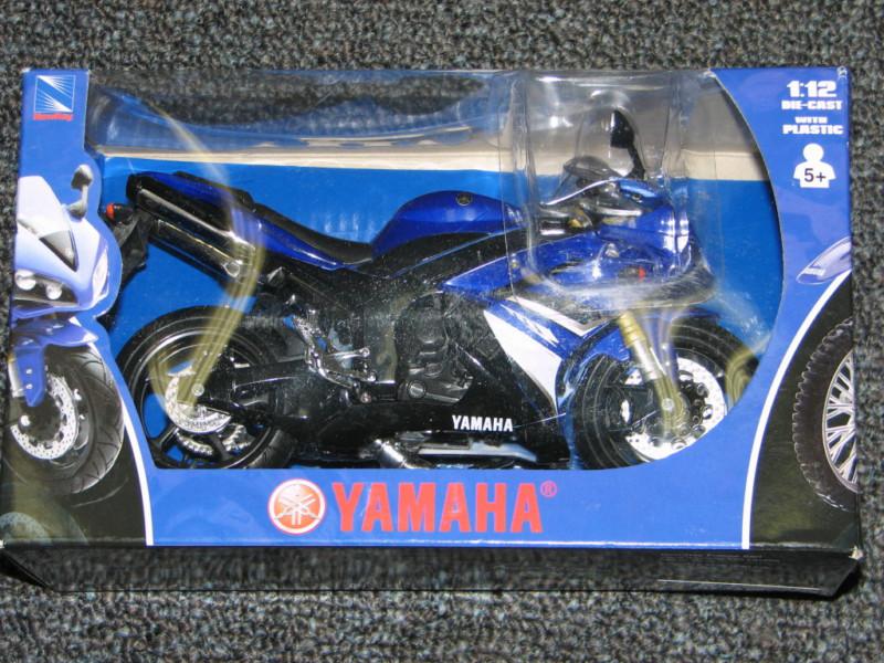 New ray street bike 1:12 motorcycle yamaha yzf r1 blue 2008