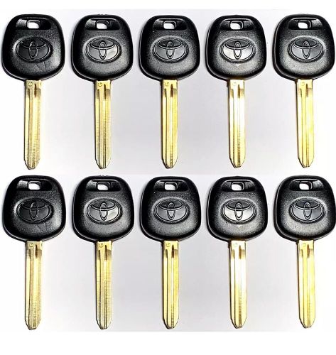 Toy44d dot lot of 10 new toyota / scion  transponder key blank  logo usa seller