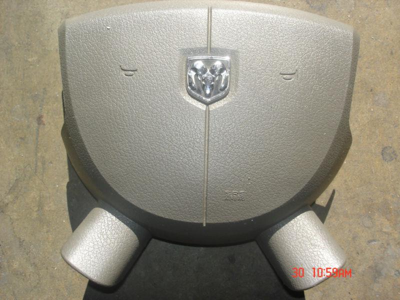 04 05 2004 2005 dodge ram 2500 driver side steering wheel airbag air bag 