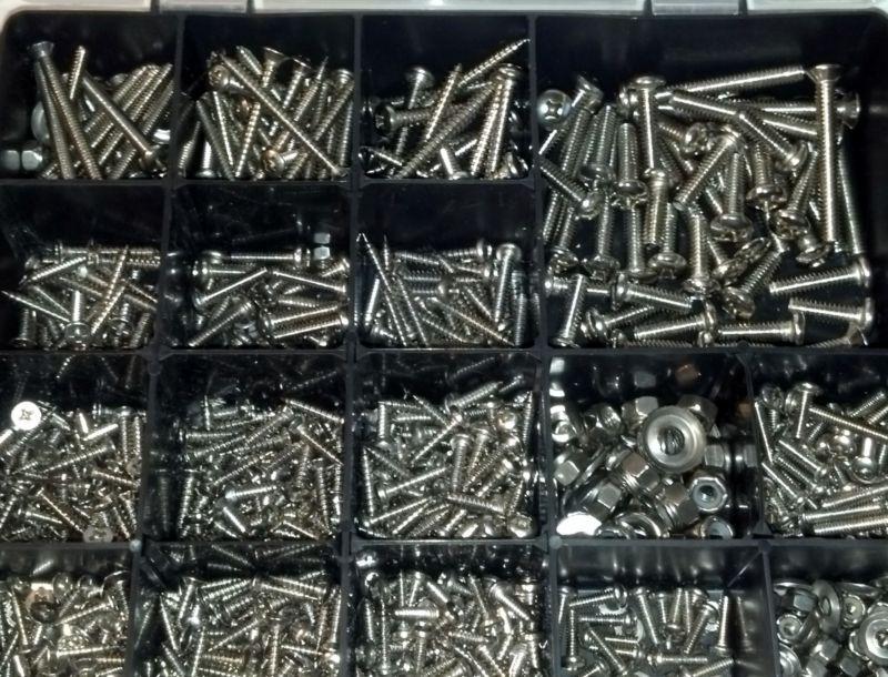 1000 pcs of 39 size/types of stainless steel screws nuts & washers + free gauge!