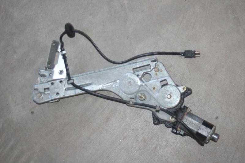 Mercedes r170 slk230 slk slk320 right rear quarter window regulator oem