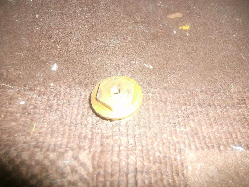 Nos 1967 - 1972 ford f100 f150 f250 f350 spindle pin cap plug c7tz-3b167-b new