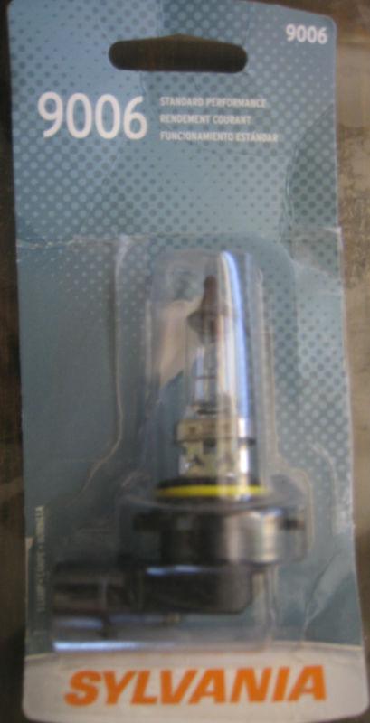 Orsam sylvania 9006 halogen headlight bulb 