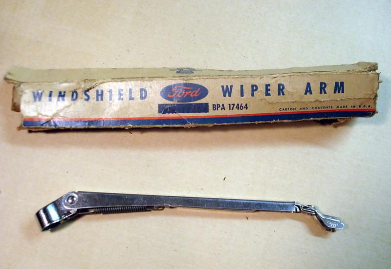 Nos vintage adjustable windshield wiper arm