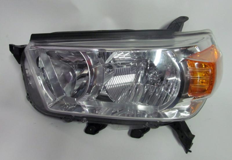 2010 2011 2012 toyota 4runner oem left headlight nice!