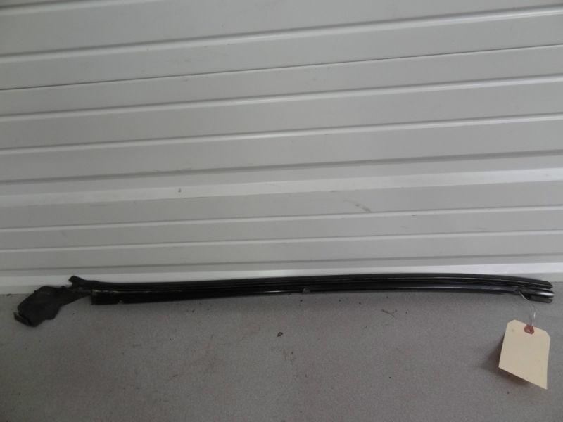 2000 - 2006 mercedes s430 s500 left front door window molding moulding trim oem