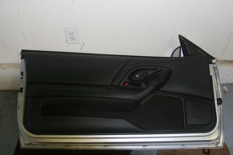 Complete 2002 camaro ss left side door-silver