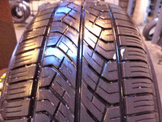 Yokohama 225/55/17 tire geolandar g95 p225/55/z17 95h 7/32 tread