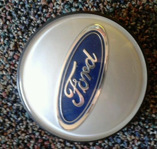 Used-1998-2006 ford crown victoria wheel center cap oem genuine