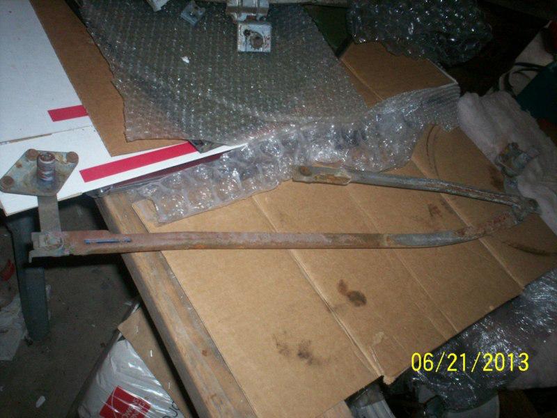 Windshield wiper  linkage. ford ranchero/fairlane/comet 1966 -1967