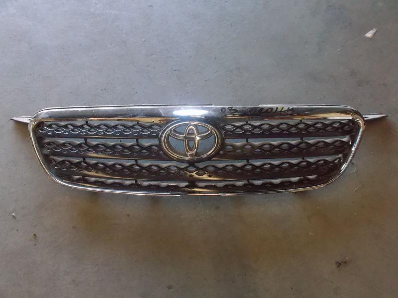 2003 toyota corolla front grill oem