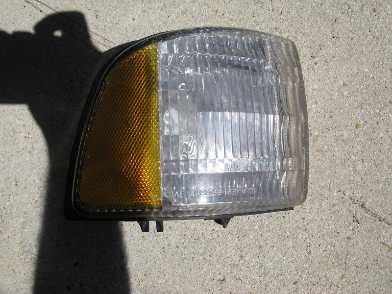 94-02 dodge ram pickup truck  corner signal parking lights 