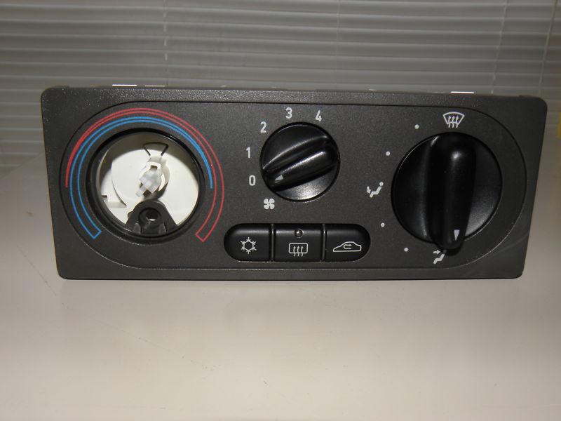 Saab 9-3 2001 oem a/c air and heat climate control 