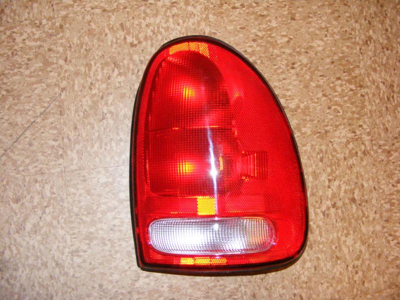 1996-2000 dodge caravan, plymouth voyager tail light lens right side