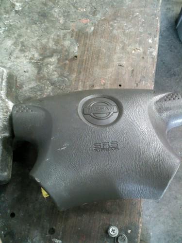 2006 nissan sentra driver wheel airbag 