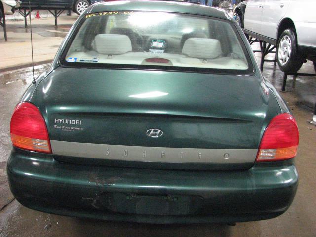 2001 fits hyundai sonata outer tail light lamp left