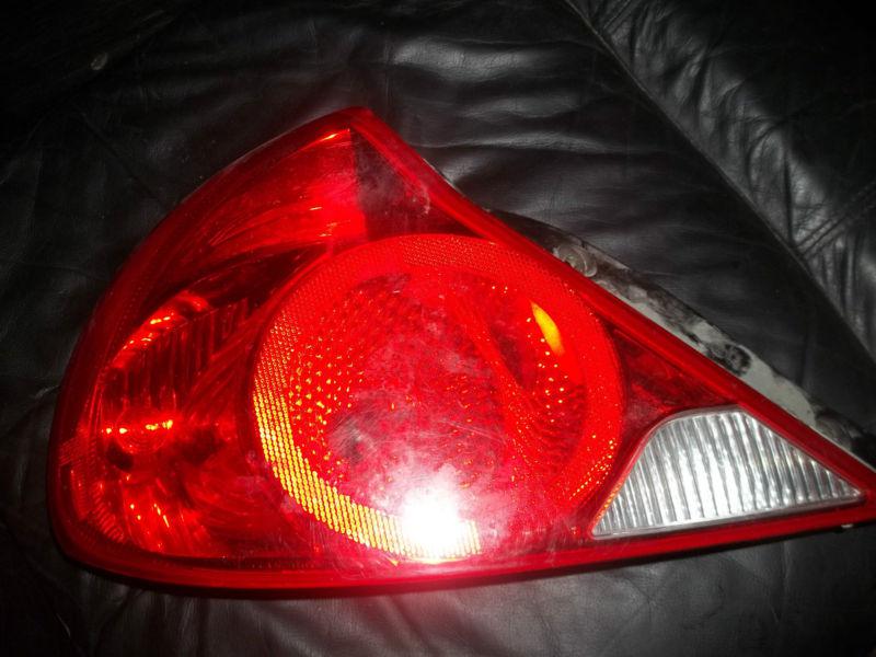 Used  kia spectra 2000-2004 tail lamp light lh driver