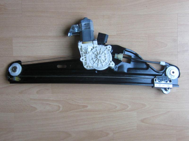 Oem bmw e60 rear left door window regulator & motor lifting mechanism 6922319