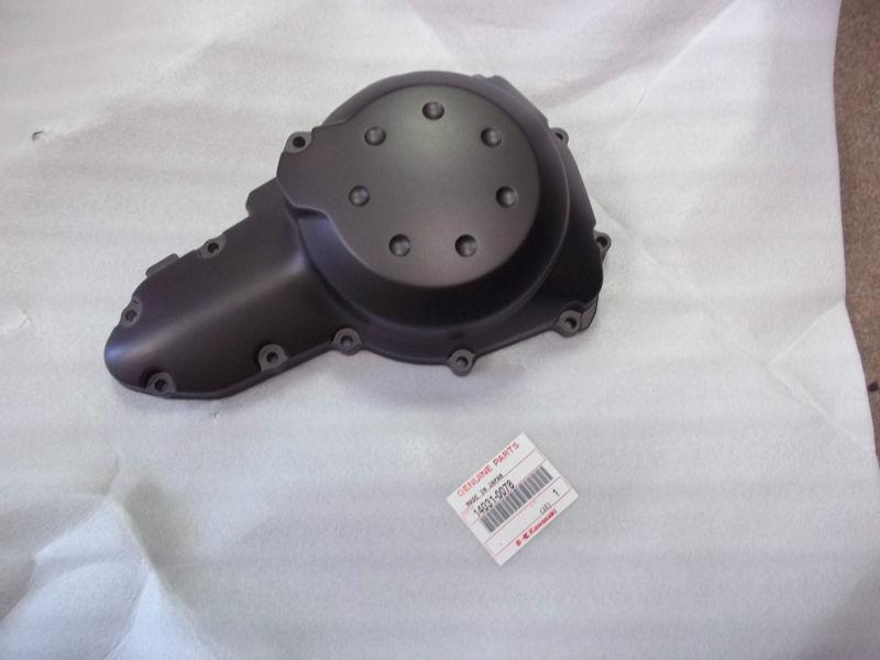 08 2008 ninja 650 ex650 new oem kawasaki  left engine cover generator 