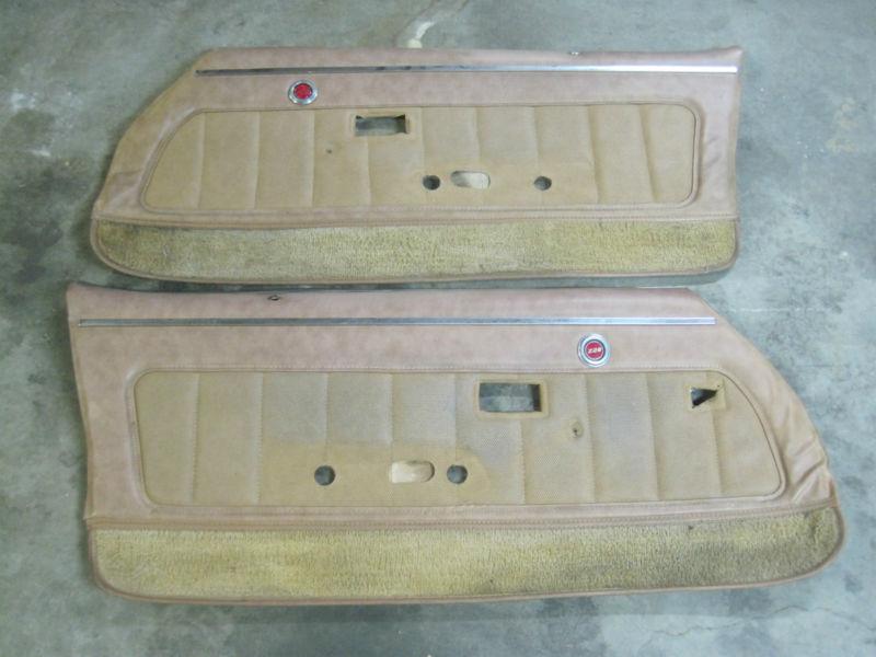 78 79 80 81 camaro z28 gm camel door panels berlinetta rs arm rest