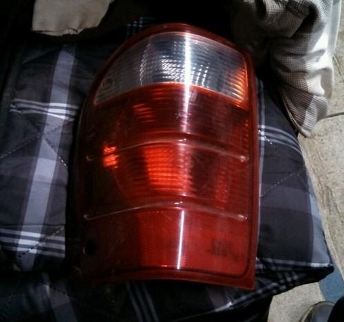 01 ford ranger tail light rear driver 