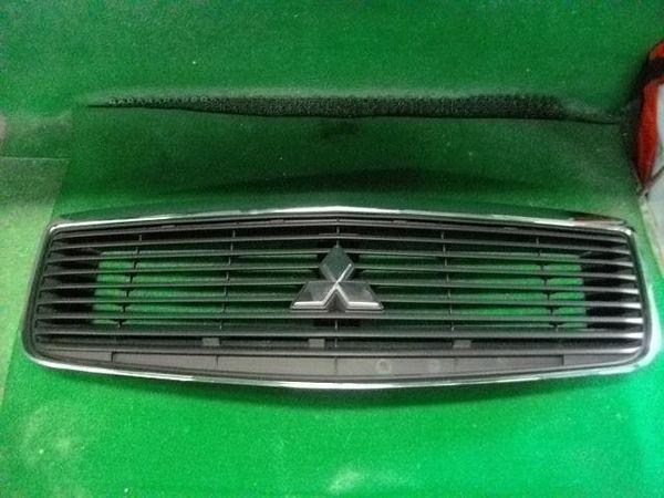 Mitsubishi dion 2000 radiator grille [7610400]