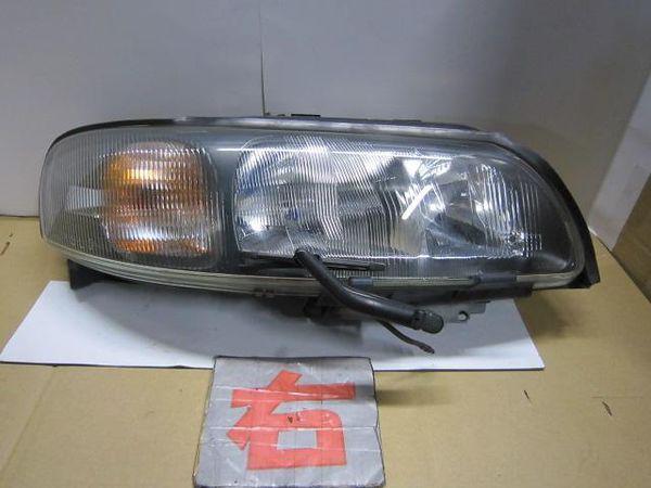 Volvo 70 series 2001 right head light assembled [2610800]