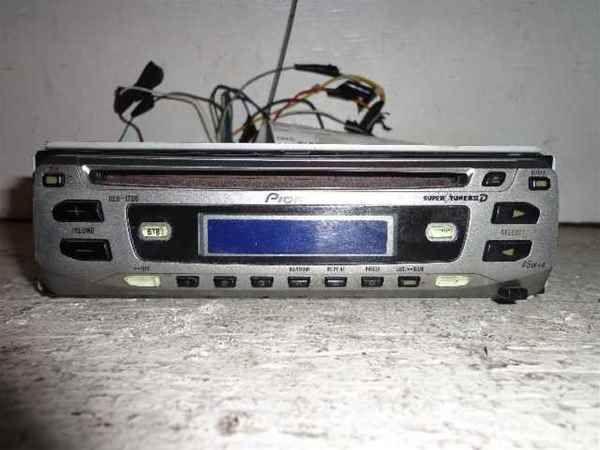 Pioneer deh-1700 am/fm/cd radio player